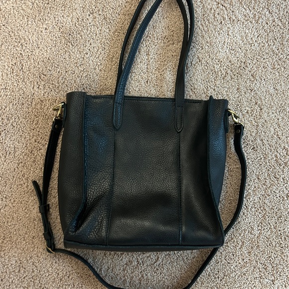 Large Lola in Pebbled Black - Picture 3 of 4